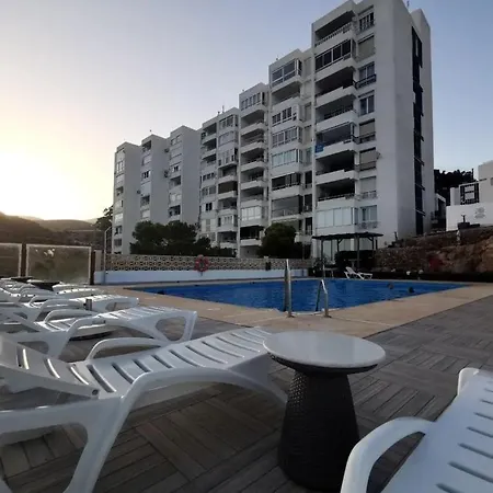 Apartment De La Montana Al Mar *